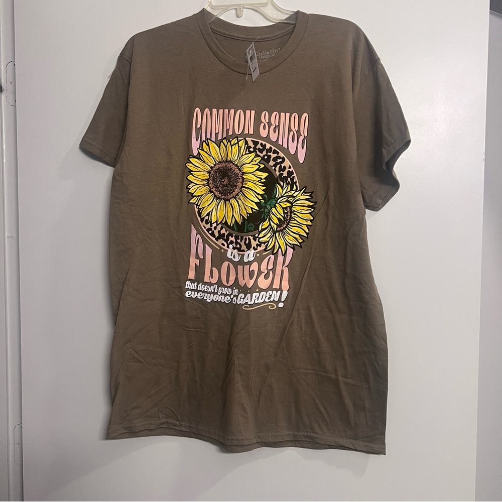 Girlie Girl Size Large T Shirt